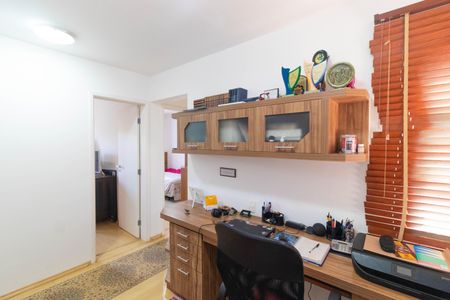 Apartamento à venda com 110m², 3 quartos e sem vagaEscritório