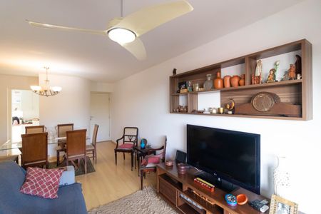 Apartamento à venda com 110m², 3 quartos e sem vagaSala