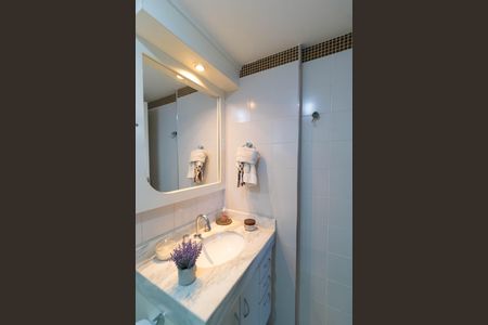 Apartamento à venda com 110m², 3 quartos e sem vagaBanheiro