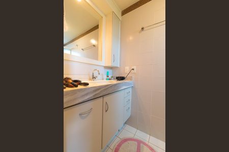 Apartamento à venda com 110m², 3 quartos e sem vagaBanheiro da Suíte 01