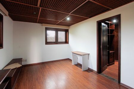 Casa de condomínio para alugar com 782m², 6 quartos e 8 vagasQuarto 6 suíte canadense