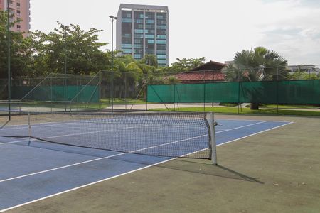 Casa de condomínio para alugar com 782m², 6 quartos e 8 vagasÁrea comum - Quadra de tênis