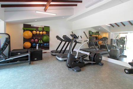 Casa de condomínio para alugar com 782m², 6 quartos e 8 vagasÁrea comum - Academia