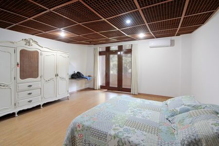 Casa de condomínio para alugar com 782m², 6 quartos e 8 vagasQuarto 3 suíte