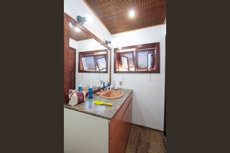 Casa de condomínio para alugar com 782m², 6 quartos e 8 vagasBanheiro - Quarto 2 suíte