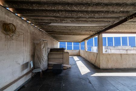 Casa à venda com 275m², 6 quartos e 3 vagasCasa 4 - Terraço 