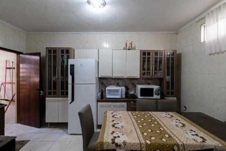 Casa à venda com 275m², 6 quartos e 3 vagasCasa 1 - Cozinha 