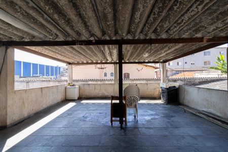 Casa à venda com 275m², 6 quartos e 3 vagasCasa 4 - Terraço 