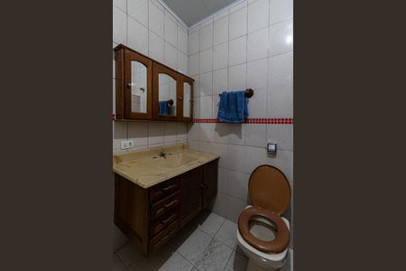 Casa à venda com 275m², 6 quartos e 3 vagasCasa 1 - Banheiro 