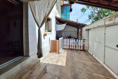 Casa à venda com 129m², 3 quartos e 1 vagaQuintal