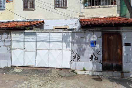Casa à venda com 129m², 3 quartos e 1 vagaFachada