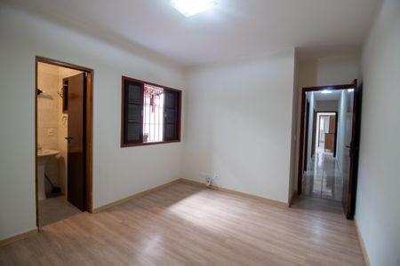 Casa à venda com 125m², 3 quartos e 2 vagas Casa à venda com 125m², 3 quartos e 2 vagasQuarto 3