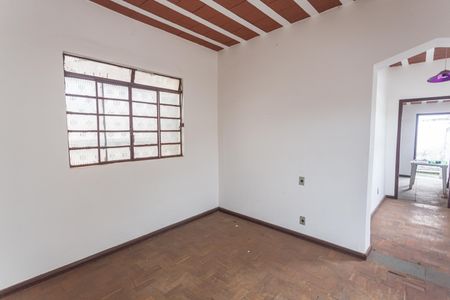 Casa à venda com 400m², 6 quartos e 3 vagasSala