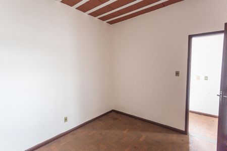 Casa à venda com 400m², 6 quartos e 3 vagasQuarto 2