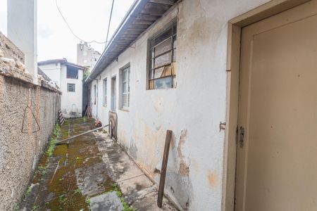 Casa à venda com 400m², 6 quartos e 3 vagasCasa de Fundos 2