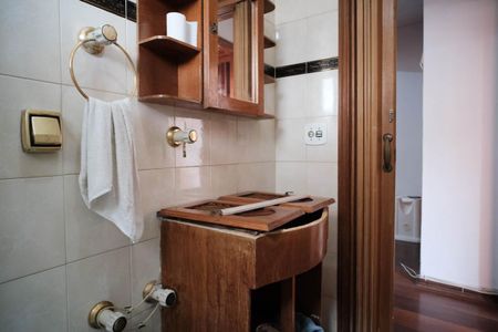 Apartamento à venda com 65m², 3 quartos e 1 vagaBanheiro 2