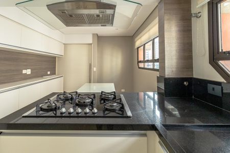 Apartamento à venda com 180m², 3 quartos e 3 vagasCozinha