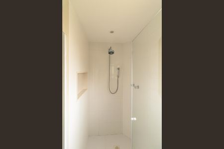 Apartamento à venda com 180m², 3 quartos e 3 vagasBanheiro da Suíte 2