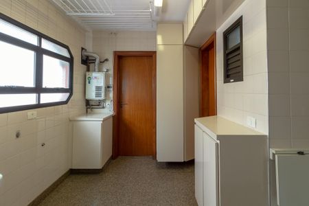 Apartamento à venda com 180m², 3 quartos e 3 vagasÁrea de Serviço