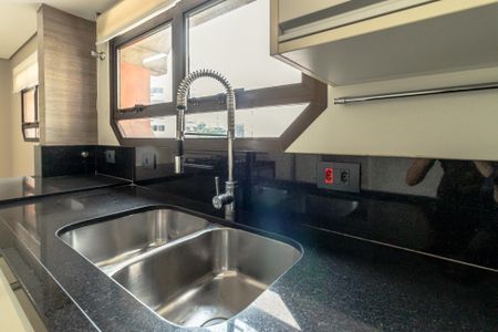 Apartamento à venda com 180m², 3 quartos e 3 vagasCozinha