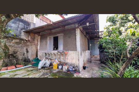 Casa à venda com 120m², 3 quartos e 2 vagasQuintal