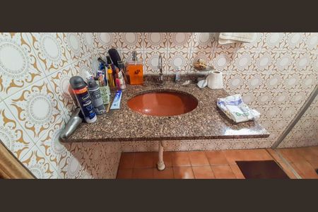 Casa à venda com 120m², 3 quartos e 2 vagasBanheiro Social