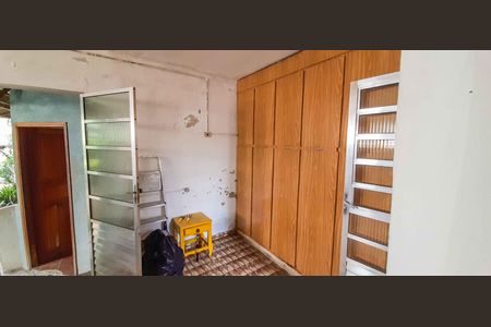 Casa à venda com 120m², 3 quartos e 2 vagasÁrea de Serviço