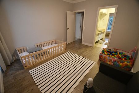 Casa de condomínio à venda com 270m², 3 quartos e 4 vagasSuíte 3