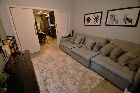 Casa de condomínio à venda com 270m², 3 quartos e 4 vagasSala