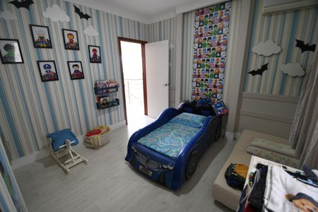 Casa de condomínio para alugar com 320m², 3 quartos e 4 vagasQuarto Suíte 1