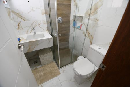 Casa de condomínio para alugar com 320m², 3 quartos e 4 vagasBanheiro 2