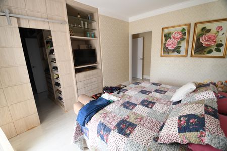 Casa de condomínio para alugar com 320m², 3 quartos e 4 vagasQuarto Suíte 3