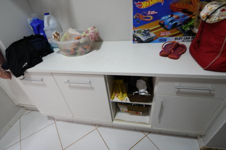 Casa de condomínio para alugar com 320m², 3 quartos e 4 vagasÁrea de Serviço