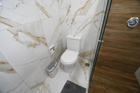 Casa de condomínio para alugar com 320m², 3 quartos e 4 vagasBanheiro 3