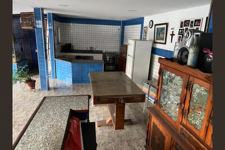 Casa à venda com 350m², 4 quartos e 2 vagasÁrea Externa