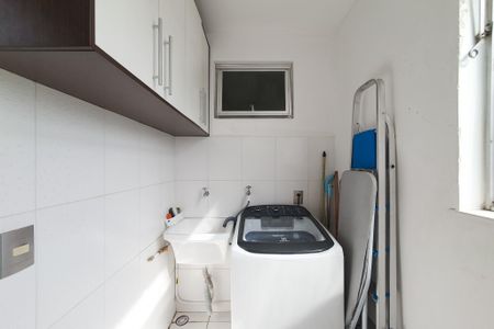 Apartamento à venda com 73m², 2 quartos e 1 vagaÁrea de Serviço