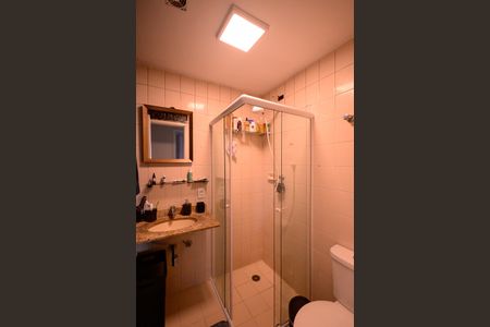 Apartamento à venda com 72m², 3 quartos e 1 vaga Apartamento à venda com 72m², 3 quartos e 1 vagaBanheiro Social