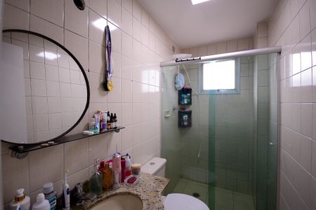 Apartamento à venda com 72m², 3 quartos e 1 vaga Apartamento à venda com 72m², 3 quartos e 1 vagaBanheiro da Suite