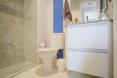 Apartamento à venda com 57m², 2 quartos e 1 vagaBanheiro Social
