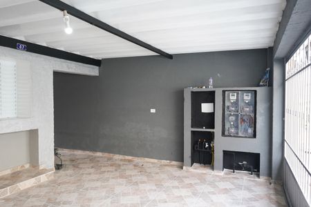 Casa para alugar com 65m², 2 quartos e sem vagaÁrea comum