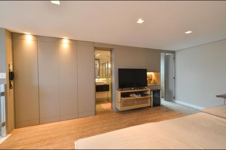 Apartamento à venda com 160m², 3 quartos e 3 vagas Apartamento à venda com 160m², 3 quartos e 3 vagasCobertura