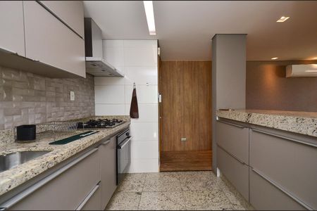 Apartamento à venda com 160m², 3 quartos e 3 vagas Apartamento à venda com 160m², 3 quartos e 3 vagasCozinha