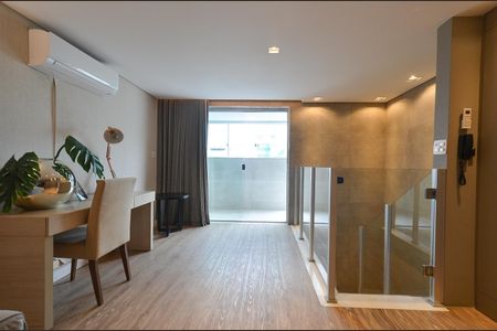 Apartamento à venda com 160m², 3 quartos e 3 vagas Apartamento à venda com 160m², 3 quartos e 3 vagasCobertura