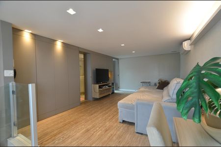 Apartamento à venda com 160m², 3 quartos e 3 vagas Apartamento à venda com 160m², 3 quartos e 3 vagasCobertura