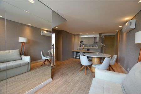 Apartamento à venda com 160m², 3 quartos e 3 vagas Apartamento à venda com 160m², 3 quartos e 3 vagasSala