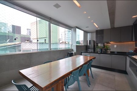 Apartamento à venda com 160m², 3 quartos e 3 vagas Apartamento à venda com 160m², 3 quartos e 3 vagasCobertura