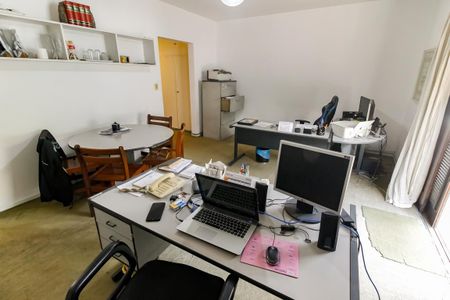 Casa para alugar com 800m², 5 quartos e 8 vagasSuíte 4