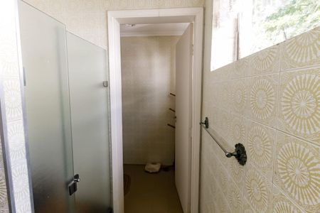 Casa para alugar com 800m², 5 quartos e 8 vagasBanheiro da Suíte 2