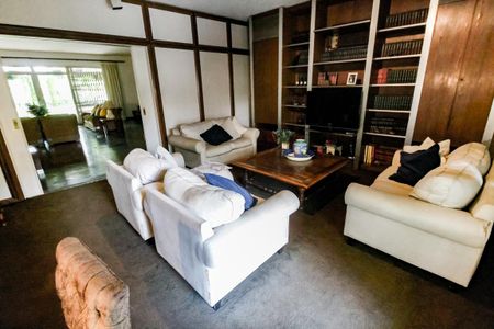 Casa para alugar com 800m², 5 quartos e 8 vagasSala 2 