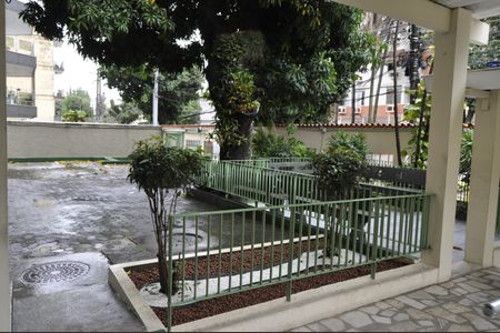 Apartamento à venda com 70m², 2 quartos e 1 vagaÁrea comum
